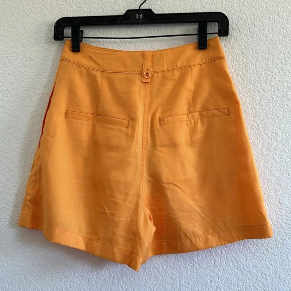 NWOT L'Academie  The Roxy Short in Orange - Picture 11 of 11